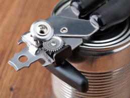 The Best Manual Can Openers